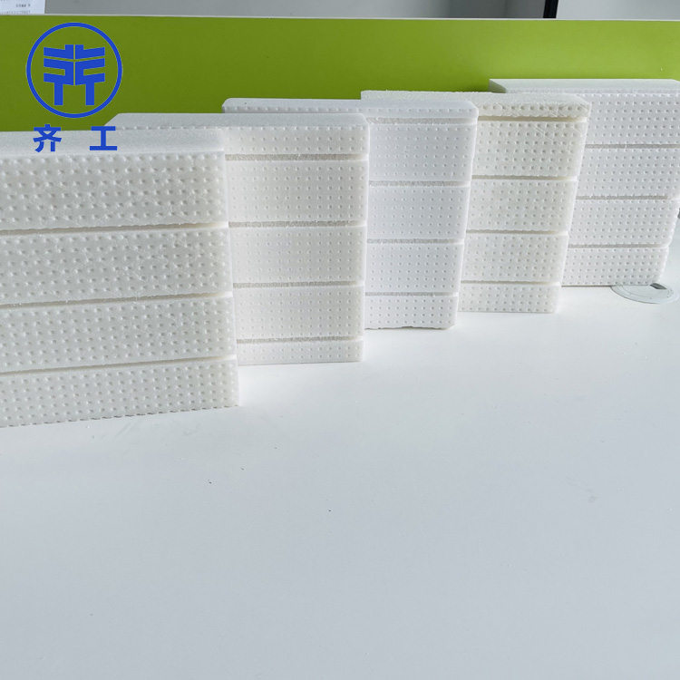 xps擠塑板的優(yōu)點(diǎn)是什么？